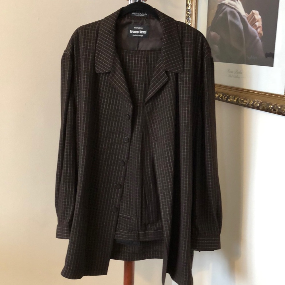 SOLD!!Franco Vessi Brown & White Design Dress Suit